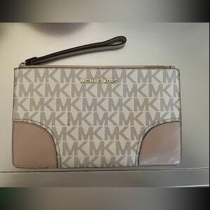 Michael Kors clutch